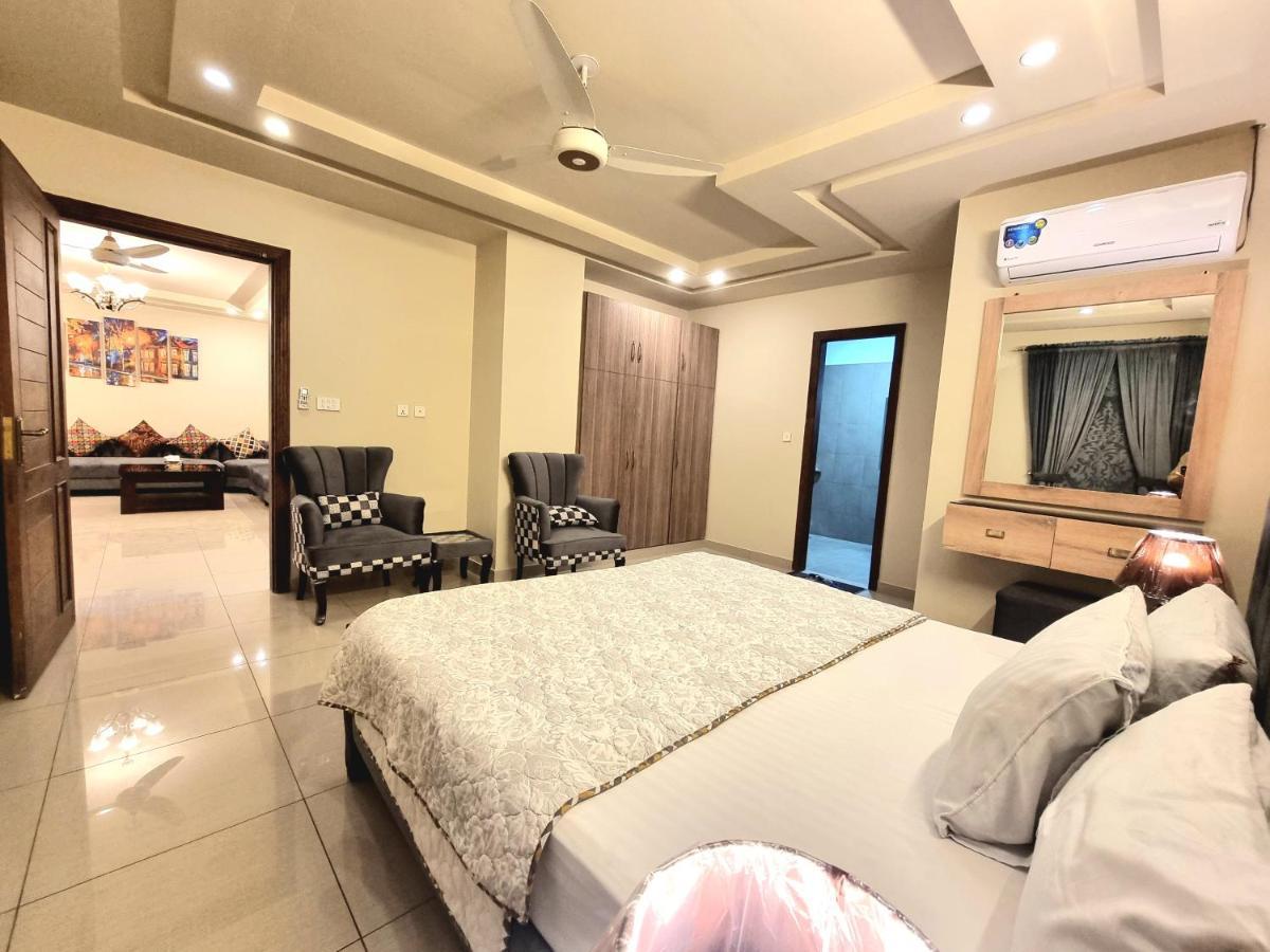 Luxurious Landing Apartments & Suites Bahria Town Rawalpindi Extérieur photo