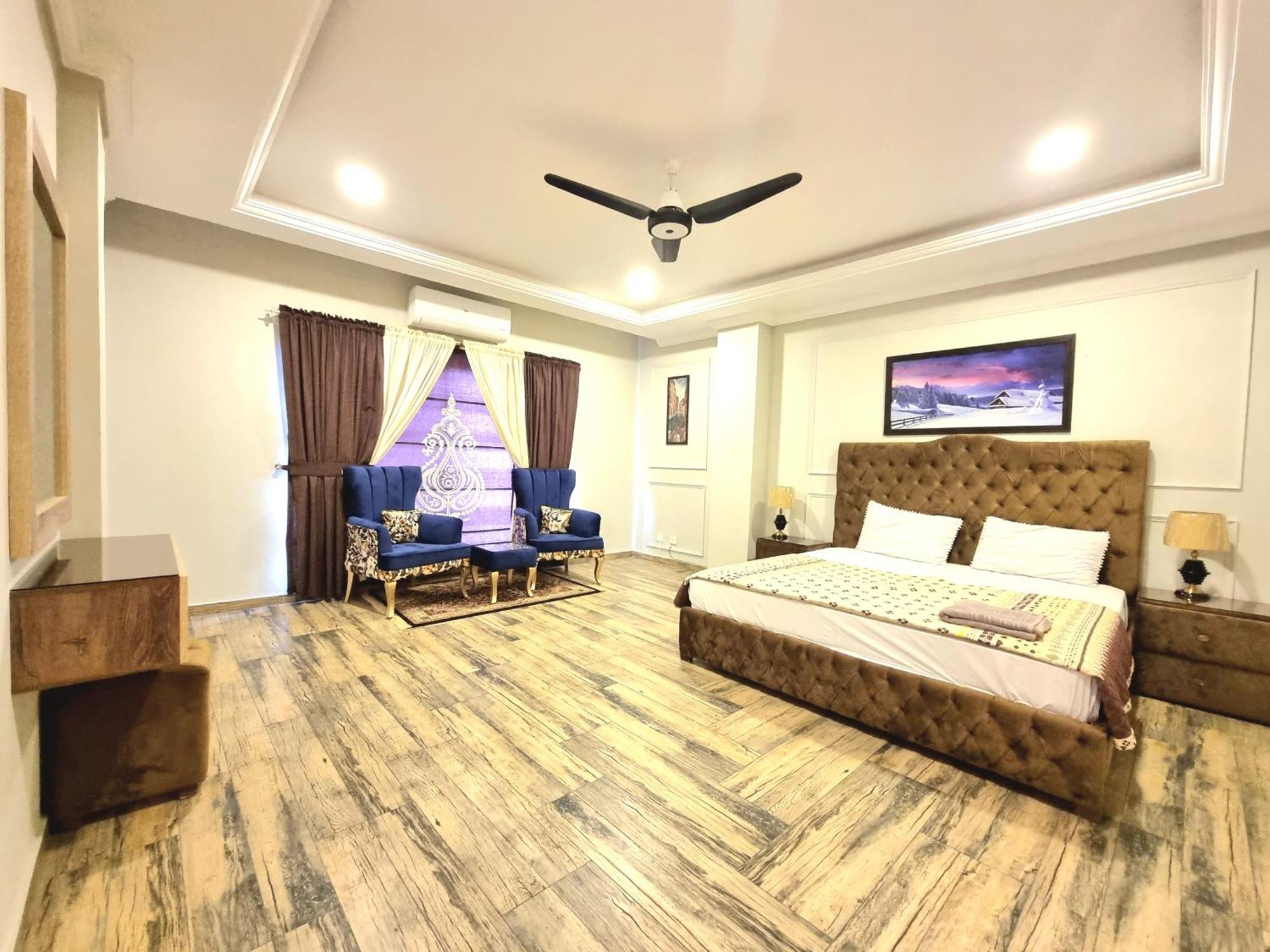 Luxurious Landing Apartments & Suites Bahria Town Rawalpindi Chambre photo