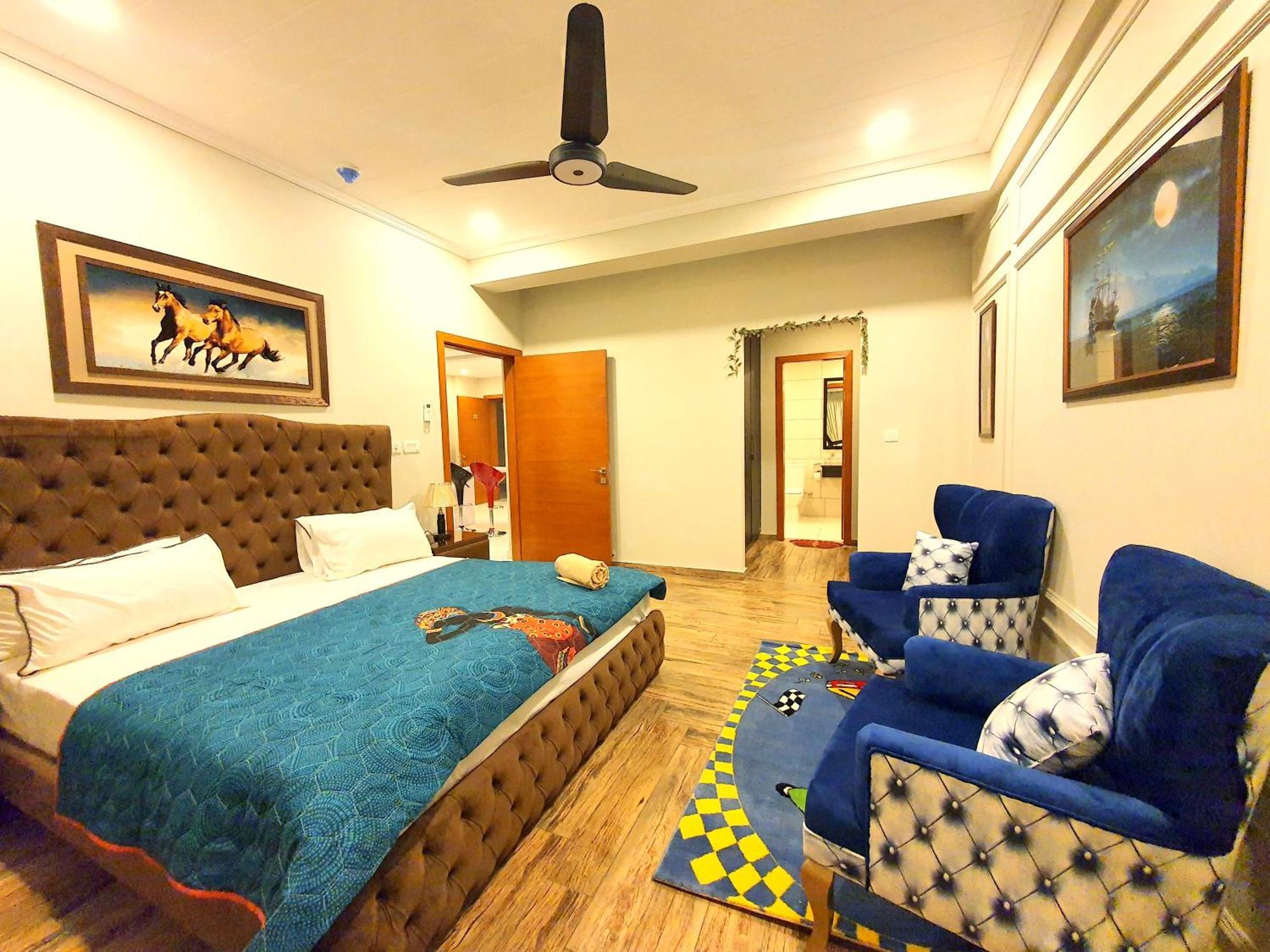 Luxurious Landing Apartments & Suites Bahria Town Rawalpindi Chambre photo