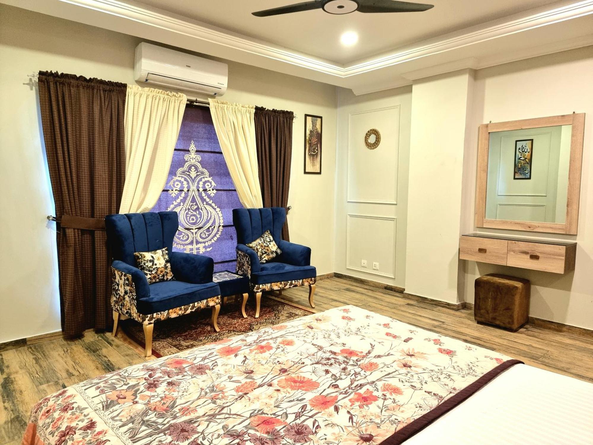 Luxurious Landing Apartments & Suites Bahria Town Rawalpindi Chambre photo